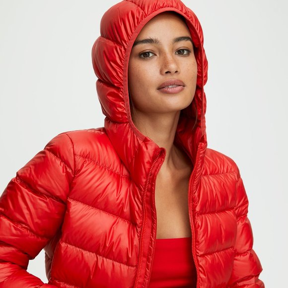 ARITZIA TNA THE LITTLE PUFF - Picture 3 of 12